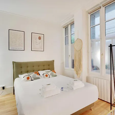 Cozy Studio 2p Next To Place De La Concorde Апартаменты Париж